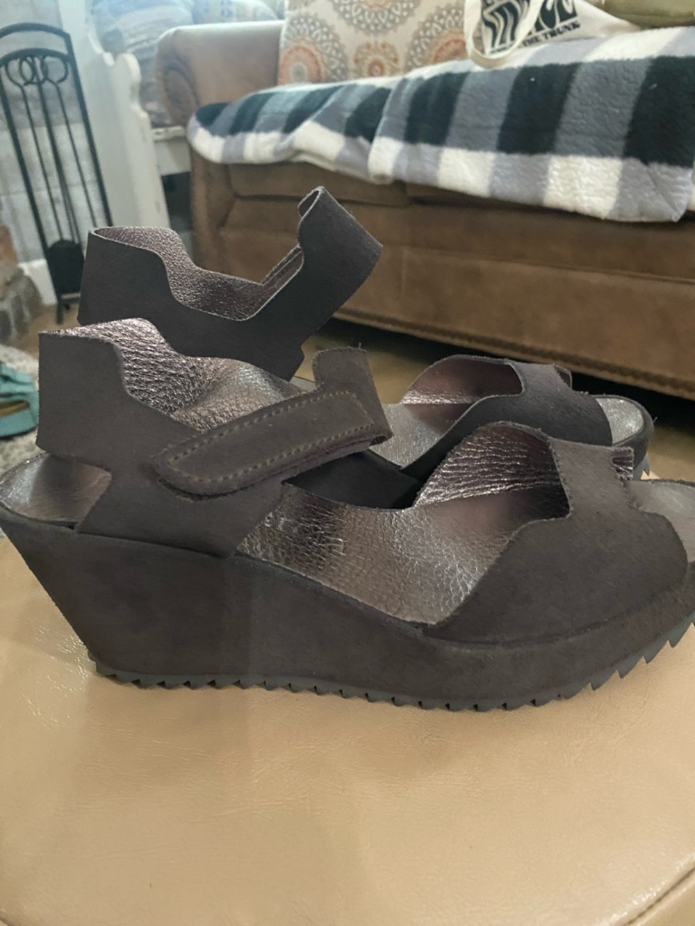Pedro Garcia Espresso Brown Suede Leather Platform Wedge Sandals size 6.5 - Picture 4 of 7